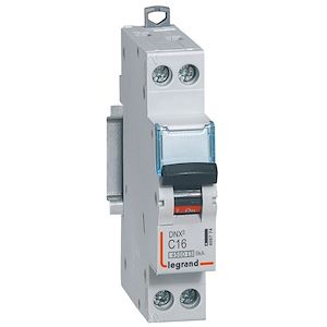 Disjoncteur DNX³ 4500 - vis/vis - 1P+N 230V~ 16A - 4,5kA - courbe C - 1 module 406774